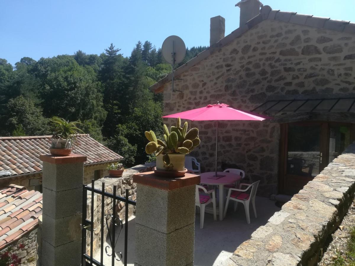 Loft La Rose Desiree Gite 3 Etoiles Chalencon Dış mekan fotoğraf